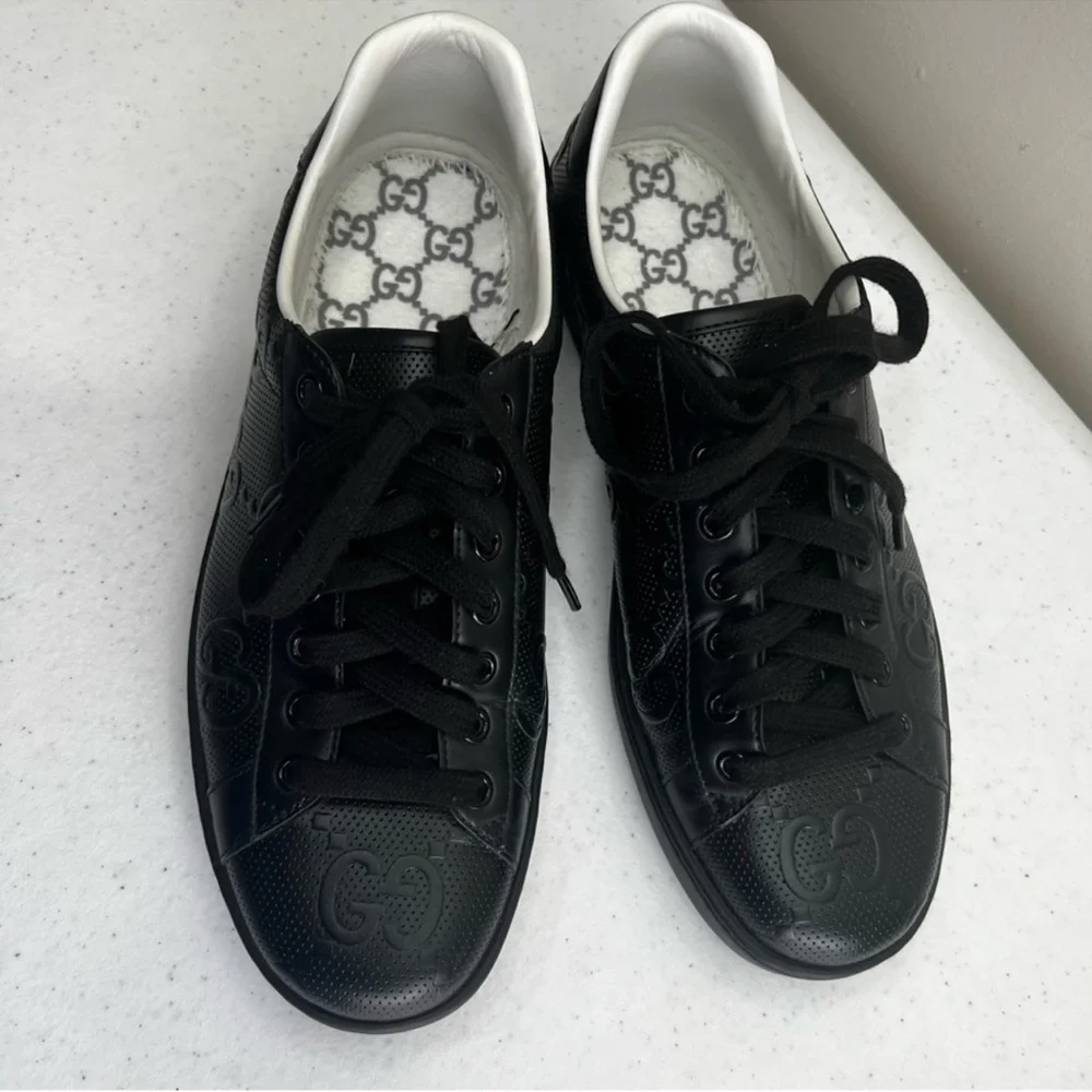 Gucci black perforated